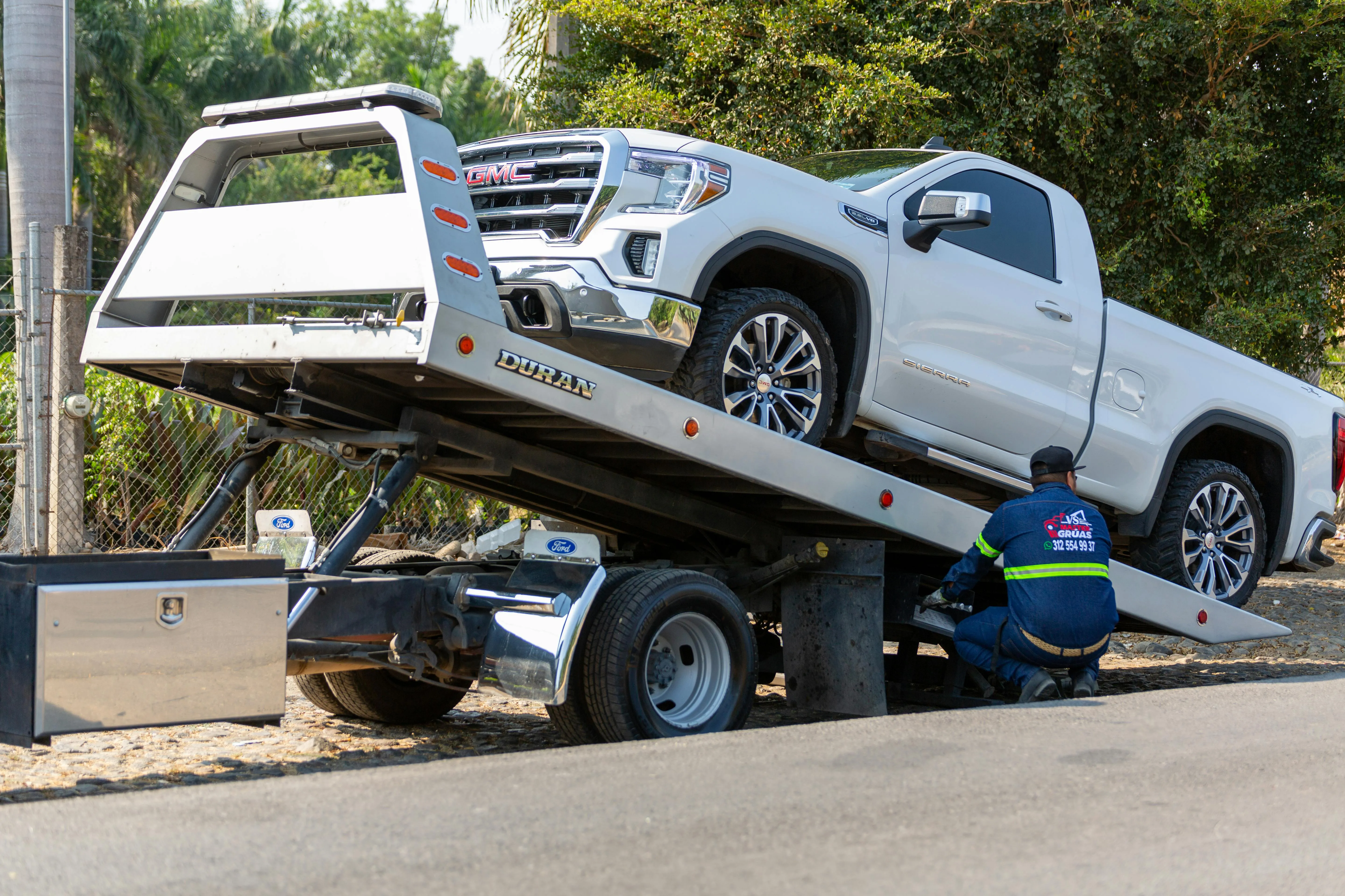 Emergency roadside recovery truck on motorway